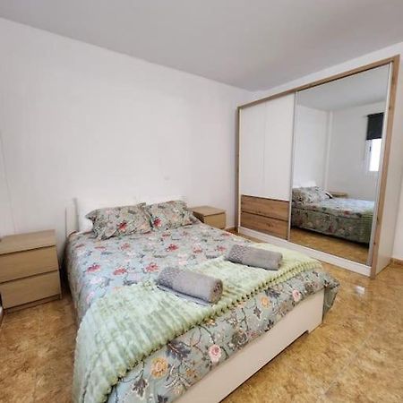 Апартаменты Lujoso Apartamento Vacacional Каррисаль Экстерьер фото