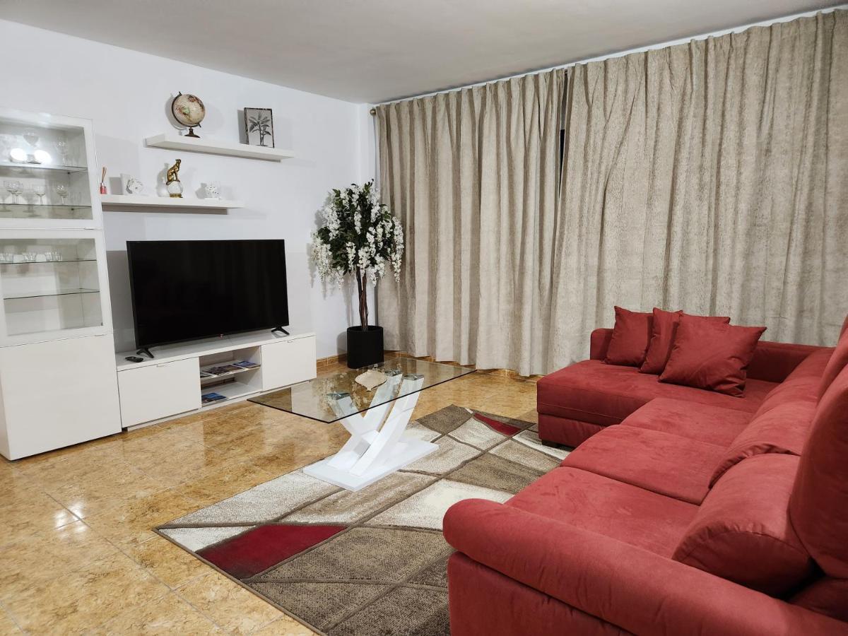 Апартаменты Lujoso Apartamento Vacacional Каррисаль Экстерьер фото