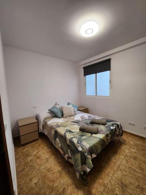 Апартаменты Lujoso Apartamento Vacacional Каррисаль Экстерьер фото